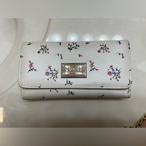 Guess wallet